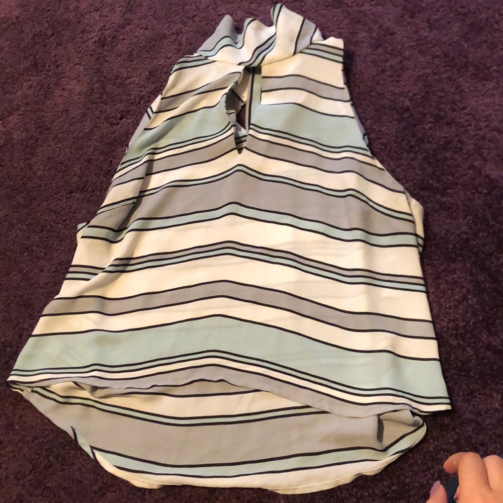 Forever 21 tank